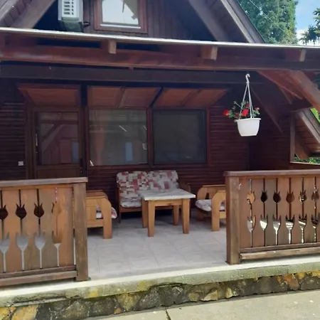 Ozike Apartmanhazak Apartament *