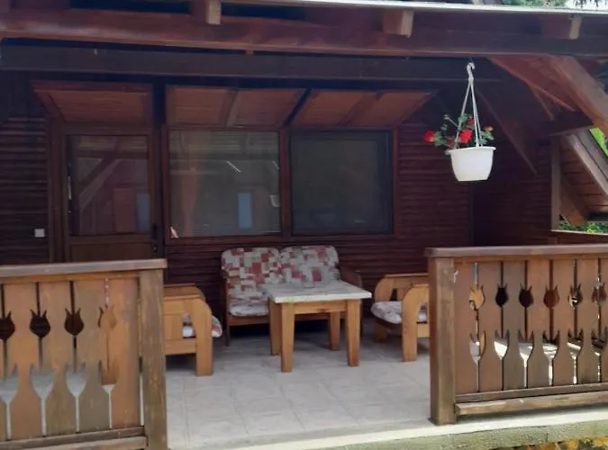 Ozike Apartmanhazak דירה *